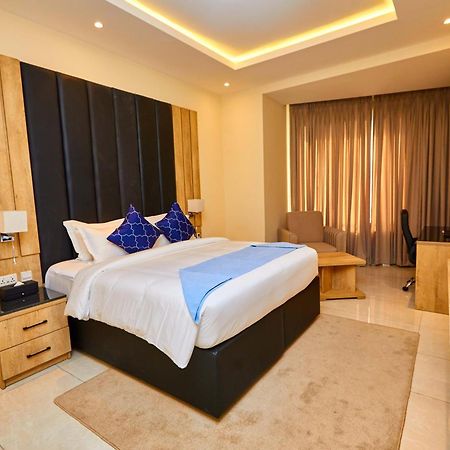 לקי Vintano Hotel מראה חיצוני תמונה