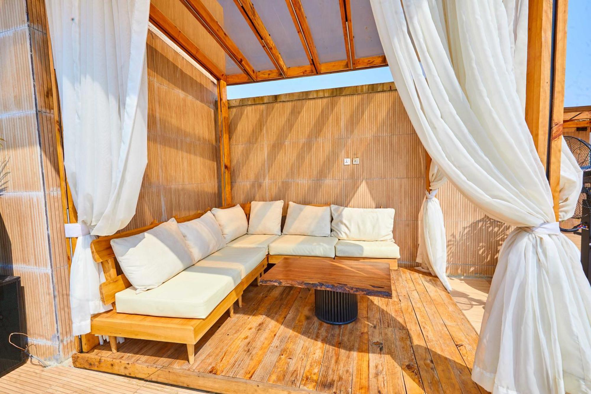 לקי Vintano Hotel מראה חיצוני תמונה