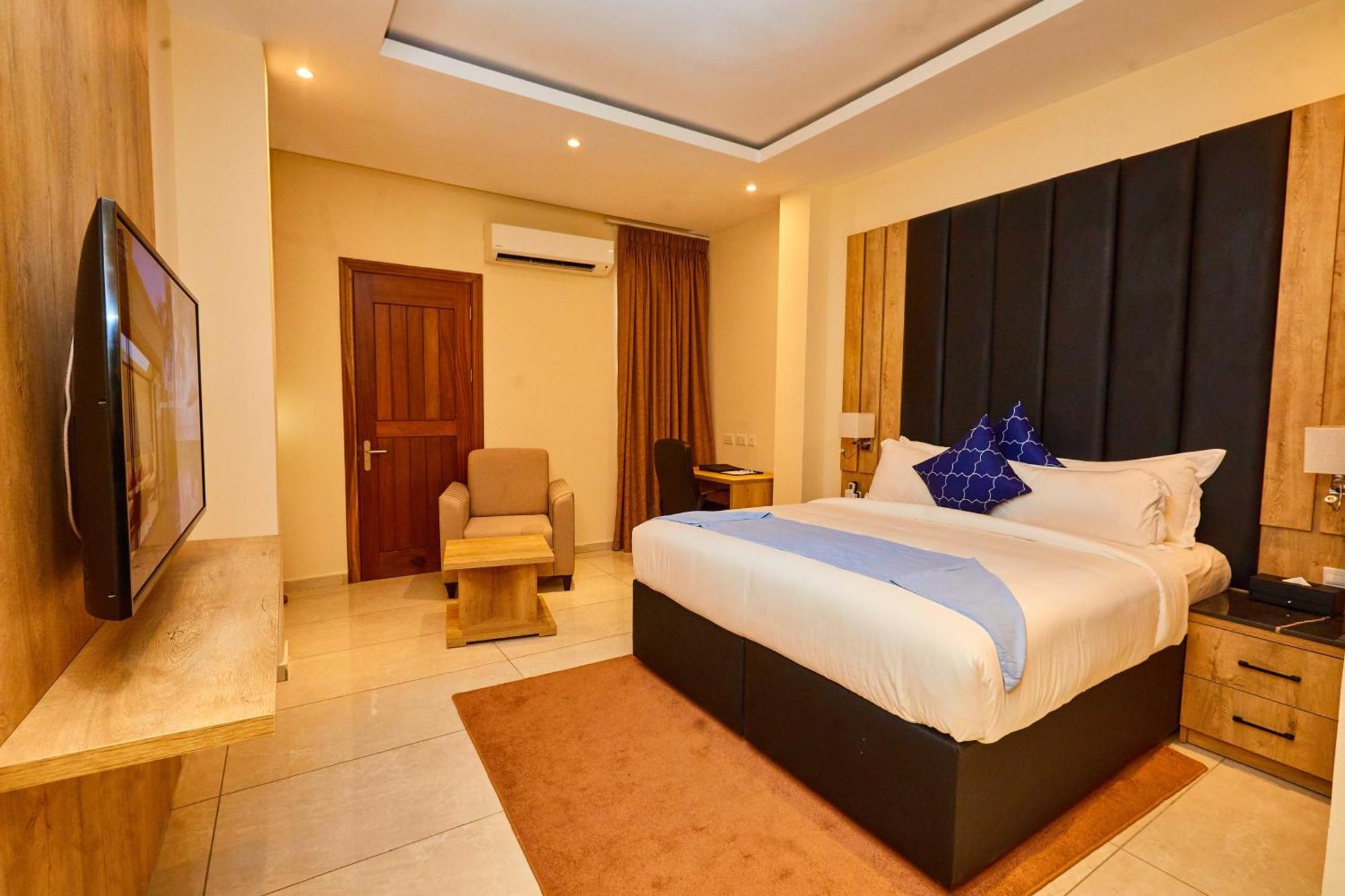 לקי Vintano Hotel מראה חיצוני תמונה