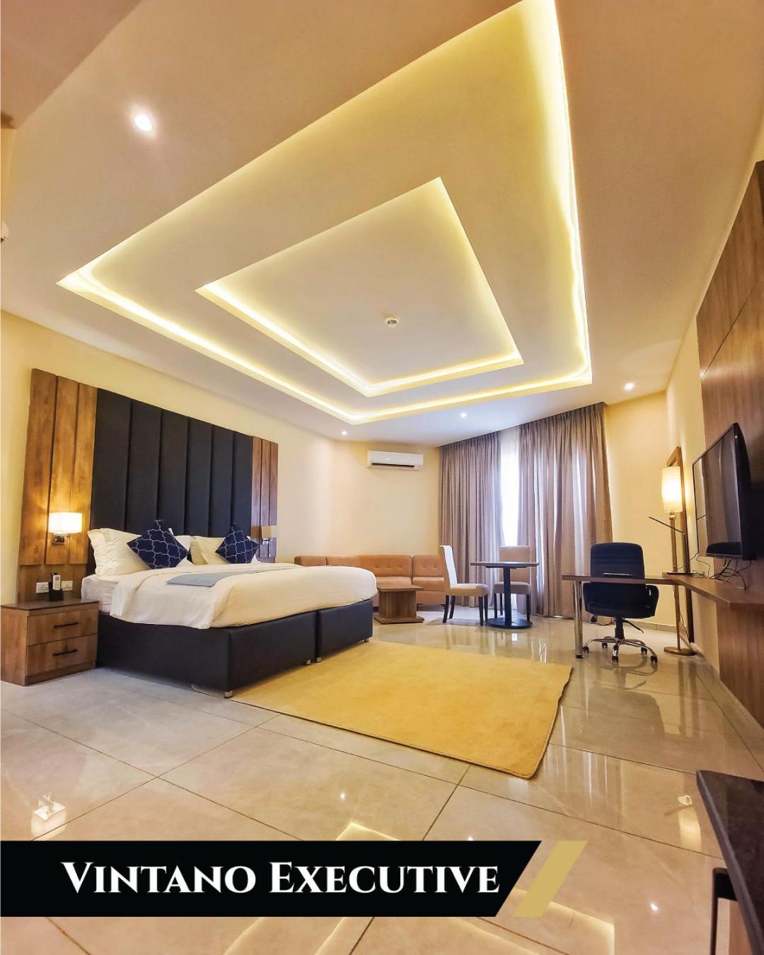 לקי Vintano Hotel מראה חיצוני תמונה