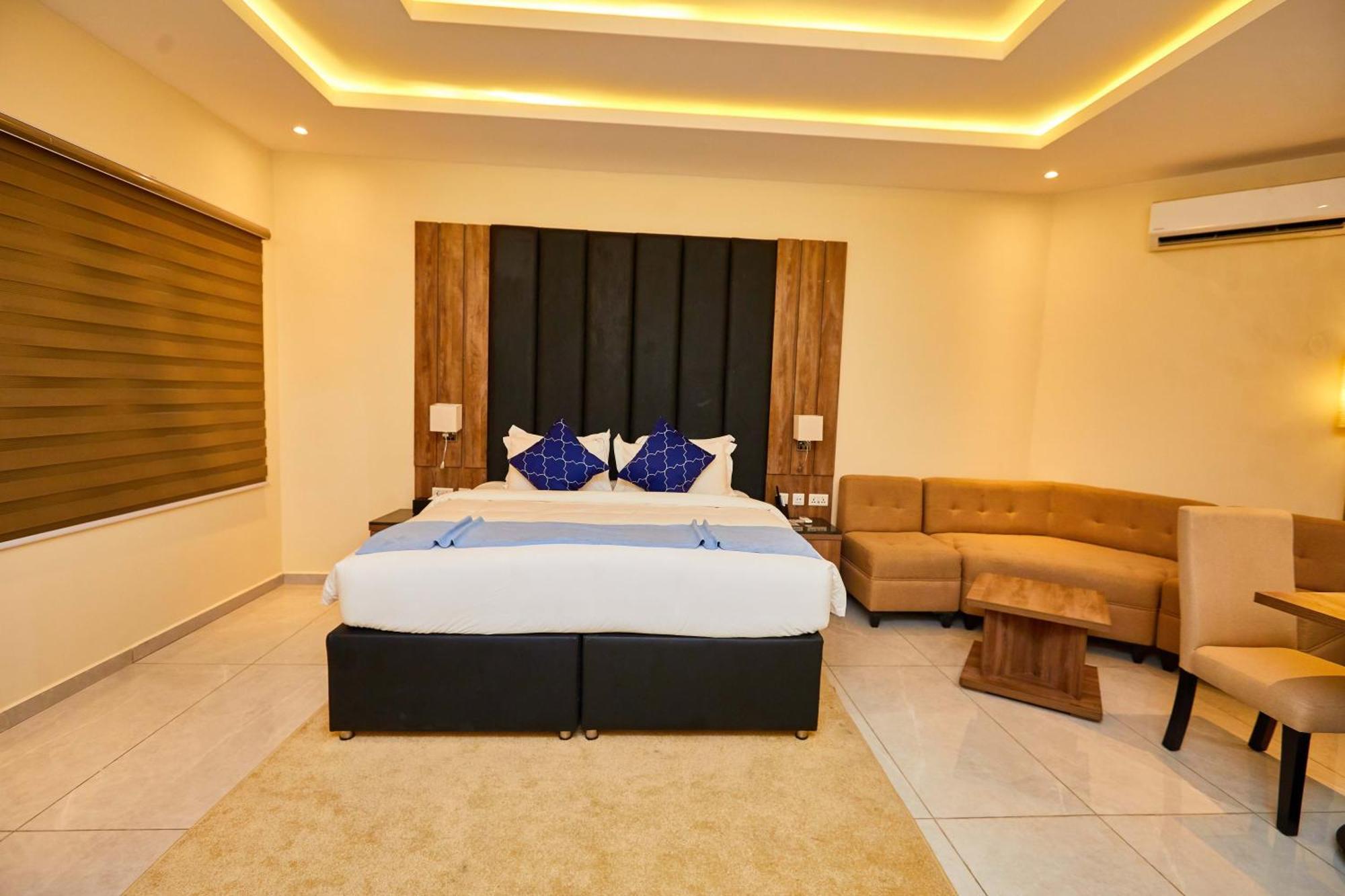 לקי Vintano Hotel מראה חיצוני תמונה