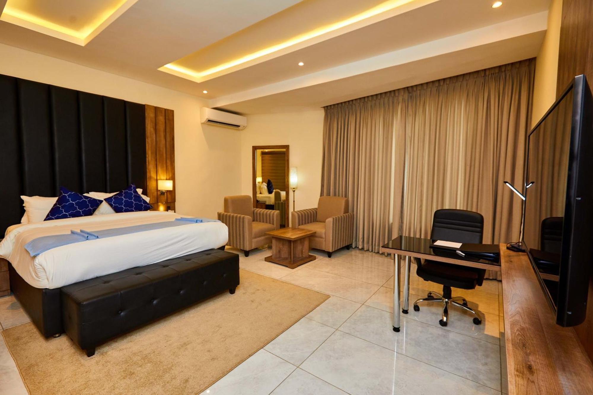 לקי Vintano Hotel מראה חיצוני תמונה
