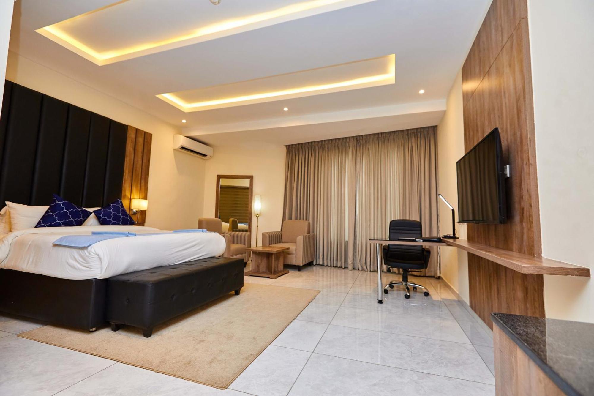 לקי Vintano Hotel מראה חיצוני תמונה